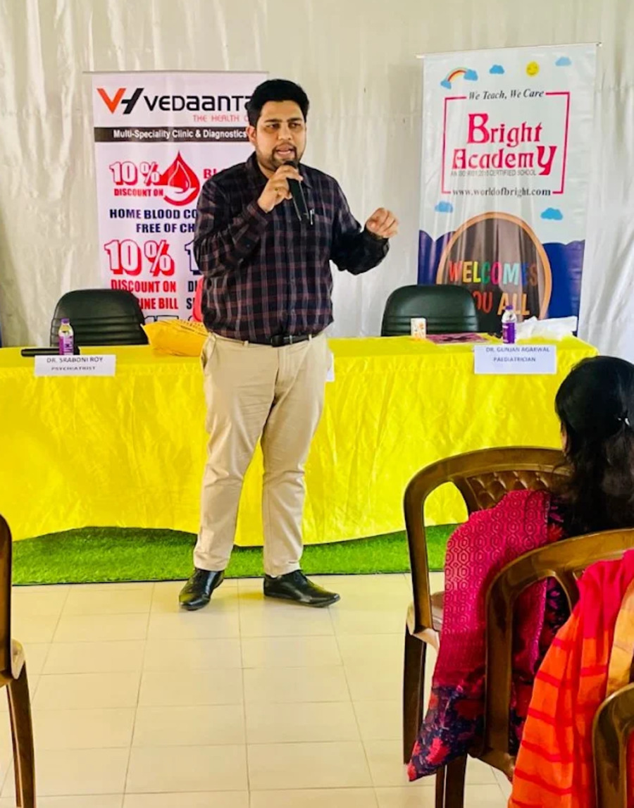 Dr. Gunjan Aggarwal speaking at a community child health session in Siliguri
